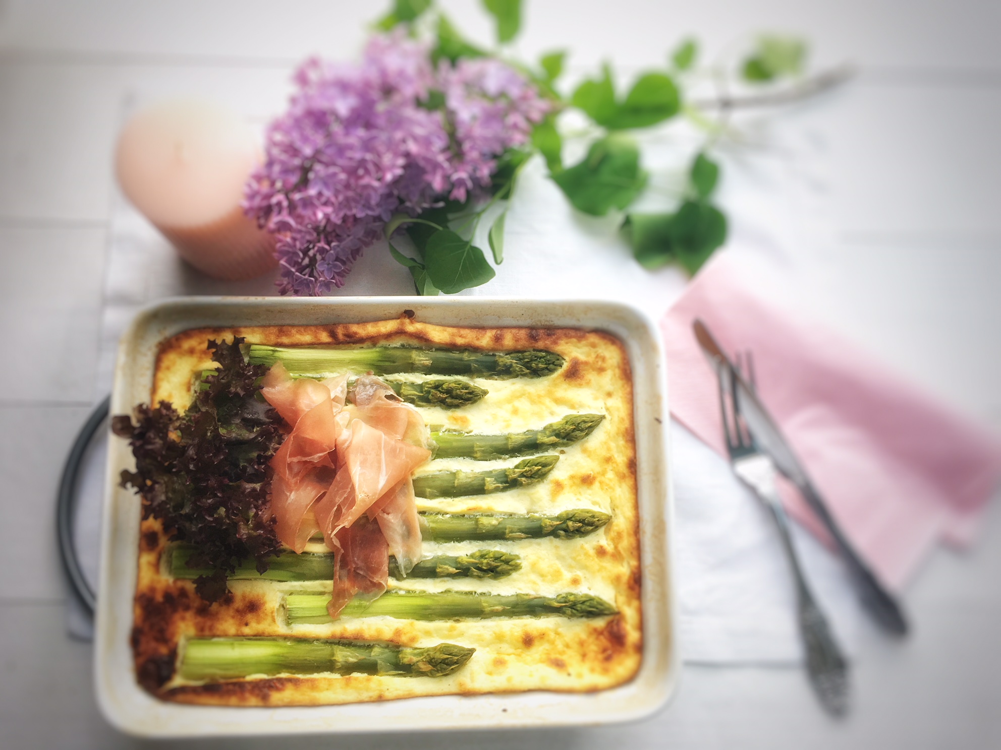 Grüner Spargel Souffle mit Prosciutto - Die Dampfgarerin